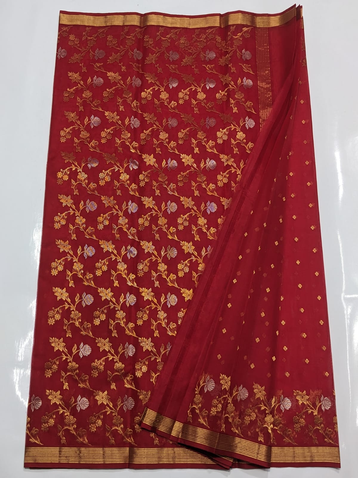 Chanderi Kinar Small Border Panel’s Zaal Saree