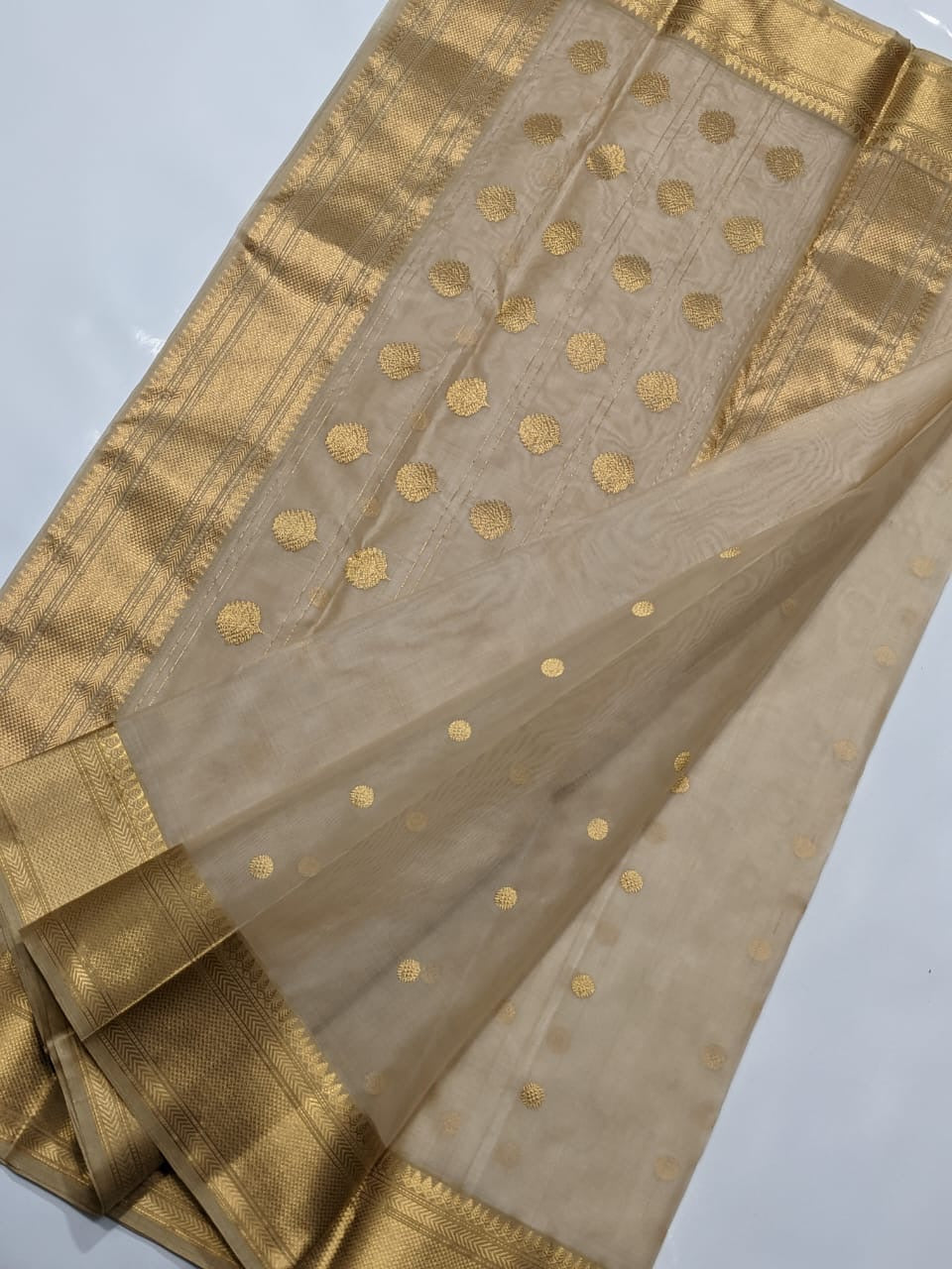 Chanderi Handloom Nakshi Border Saree